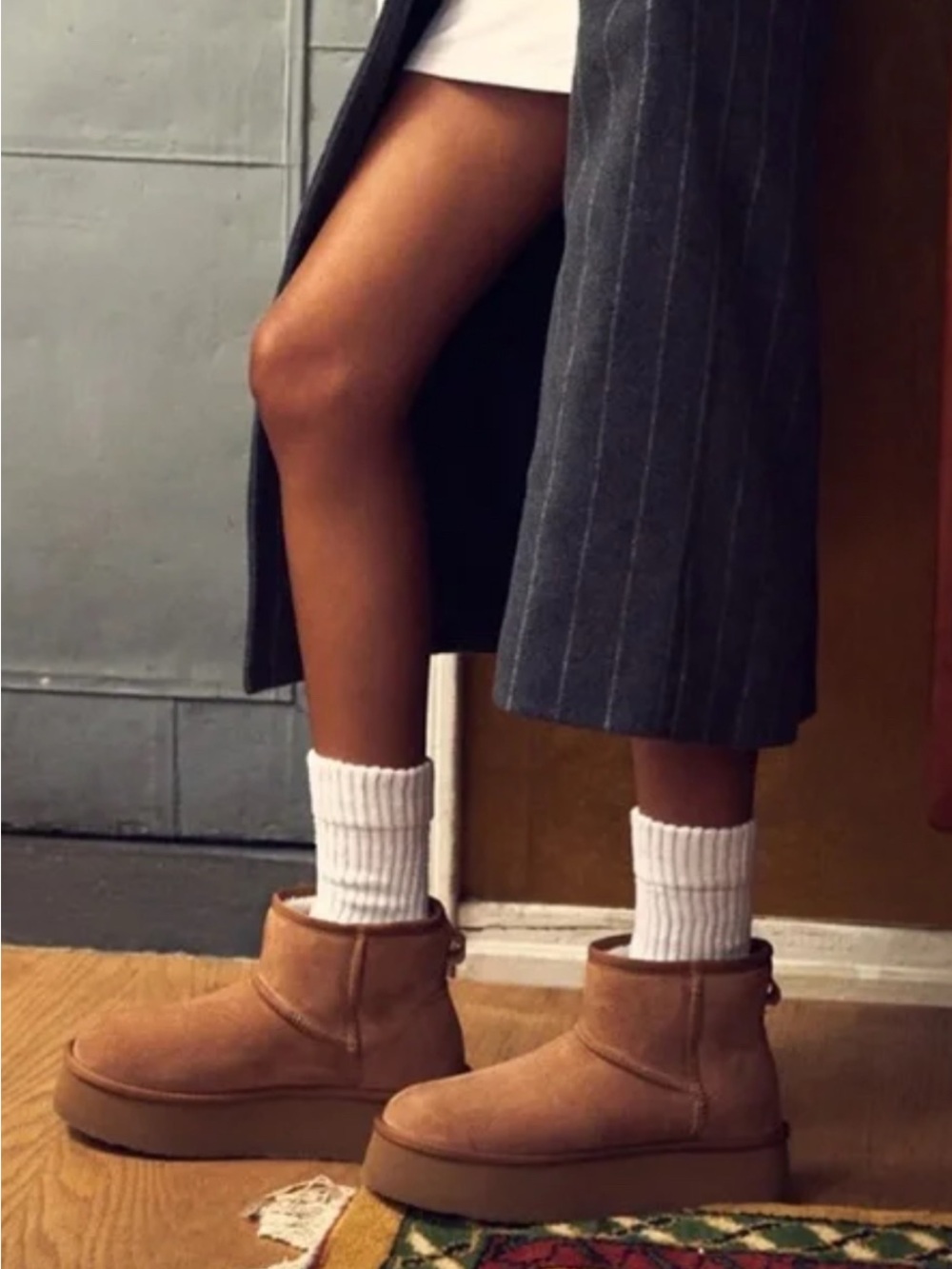 Steve Madden Crue Platform Cozy Booties Size 7.5